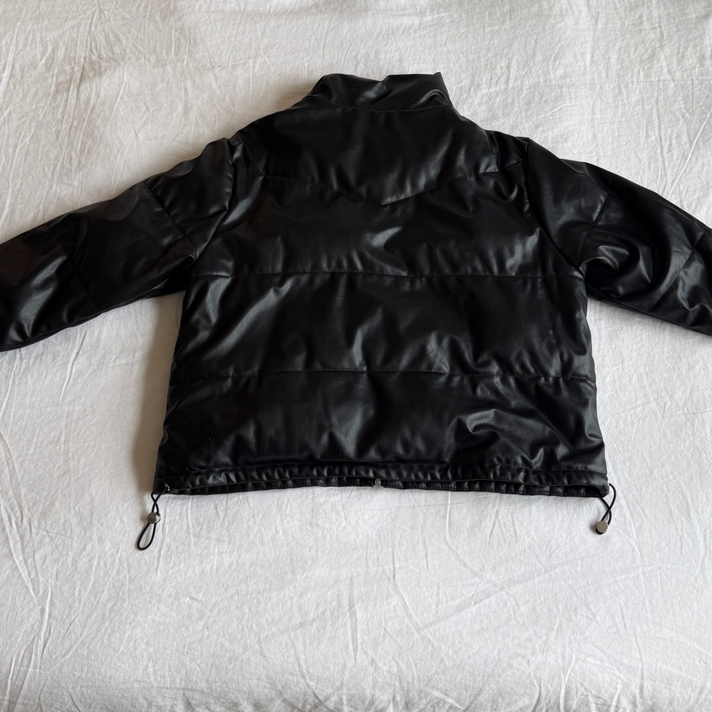 H&M Black Faux Leather Puffer Bomber Jacket size medium - Picture 10 of 10